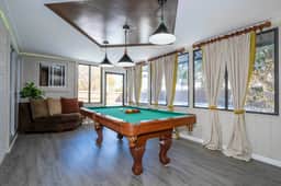 Sunny Escape Near Universal | 3BR Pool Home