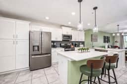 2 Bedroom Condo in Top Resort - 5 Miles to Disney - Image 2