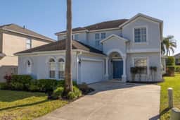 Bright 5BR Family Villa w/ Private Pool - Image 3