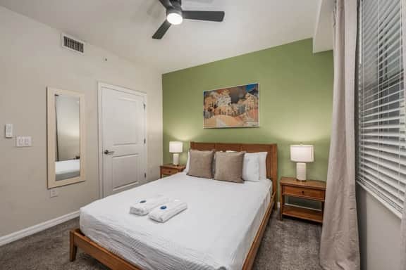 2 Bedroom Condo in Top Resort - 5 Miles to Disney - Image 5