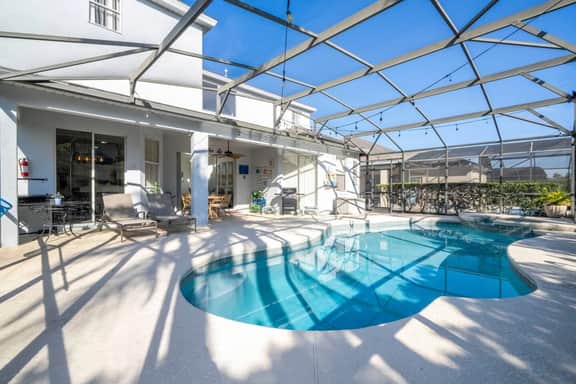 Bright 5BR Family Villa w/ Private Pool - Image 2