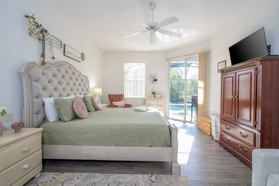 Bright 5BR Family Villa w/ Private Pool - Image 5
