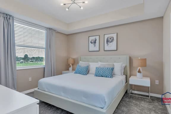 Beautiful Condo  - Resort 10 Minutes from Disney