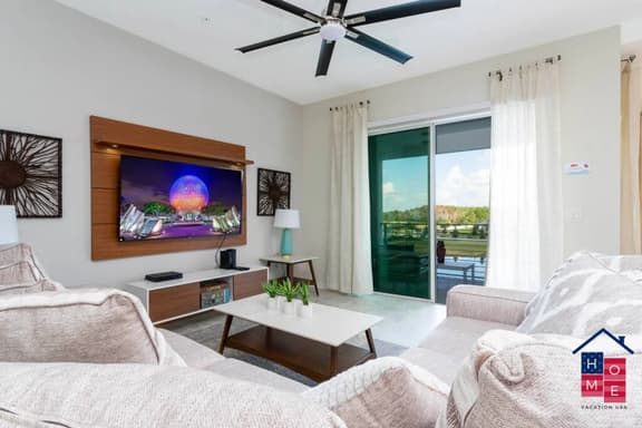 Magical Condo Getaway - Relaxing View 5 ★ Stay