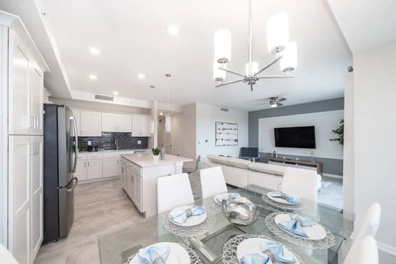 Resort Condo 10 Min to Disney