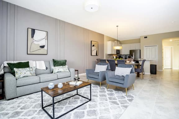 Resort Condo in Orlando: Cozy Retreat with Lazy River & Kids' Water Park Near Disney